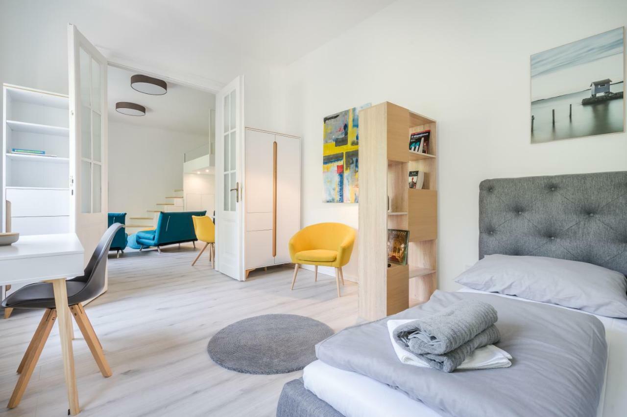 Bpr Color Fusion Home With A/C 布达佩斯 外观 照片